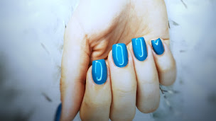 Photo n°2 de Prothésiste ongulaire Revnails à Trans-la-Forêt (Salon de manucure)