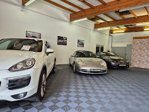 Photo n°9 de Cars Prestiges / La Londe-les-Maures à La Londe-les-Maures (Showroom)