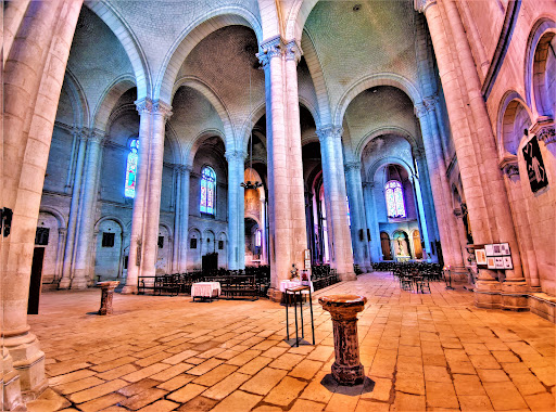 Eglise Saint Hilaire - Thumbnail