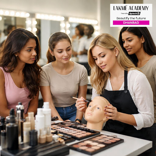 Dreaming of a successful career in beauty, makeup or cosmetology? At LAKME ACADEMY DHANBAD Powere… post image
