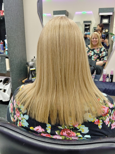 L T Hair Studio - Thumbnail