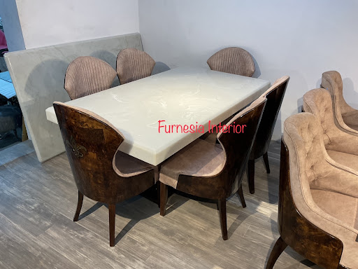 Gallery image 350