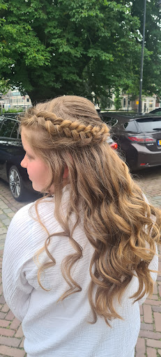 haarmode Wingens Gallery - Netherlands