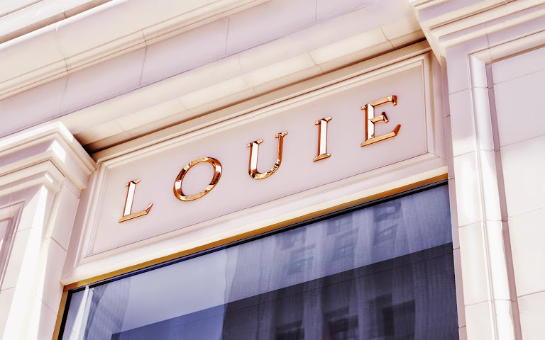 Bottega Louie by null