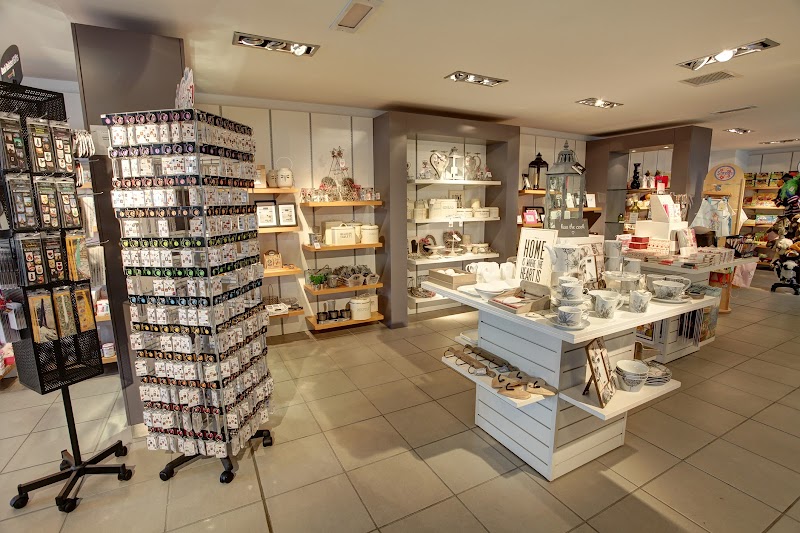 Woodlawn Garden and Lifestyle photo 3