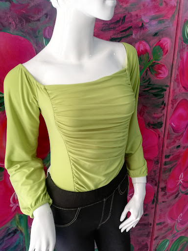 Divina Abbigliamento e accessori