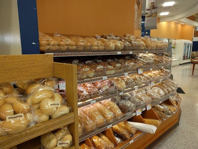 Publix Super Market at 18Biscayne Shopping Center