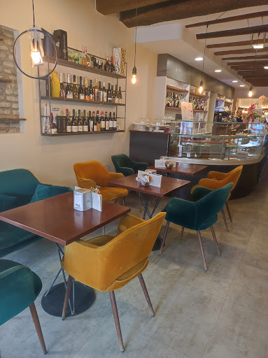 Interno 143 - Visual