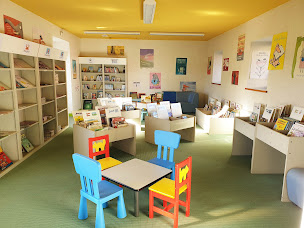 Photo n°3 de Médiathèque de Plouvorn à Plouvorn (Bibliothèque municipale)