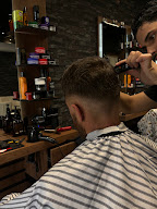 Barber240 — Coiffeur et Barbier sans rendez-vous à Saint-Jean à Saint-Jean