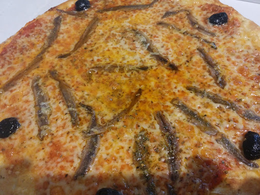 Photo 8 - Pizza Alain Beaucaire