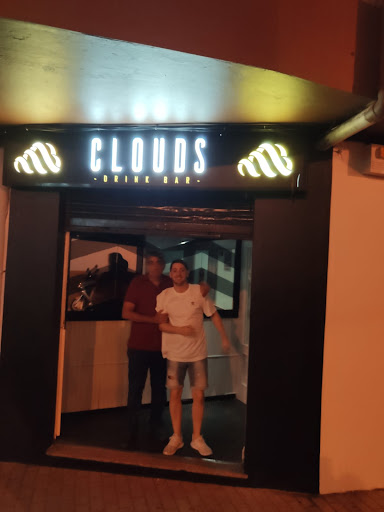 Clouds Pub - Visual