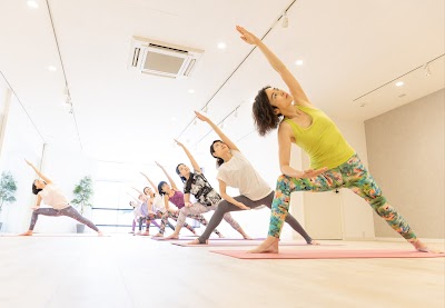 ラクシュミーヨガジャパン ヨガインストラクター養成スクール