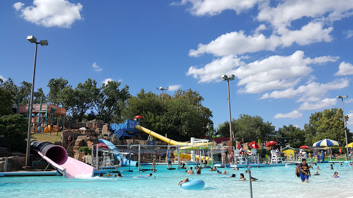 Hurricane Harbor Oklahoma City - Thumbnail
