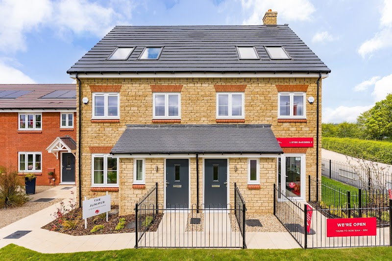 Wain Homes - Lister Gardens 2 photo 3
