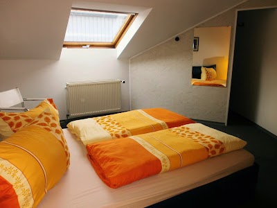 Photos of Die g&uuml;nstige Hotelalternative in Reutlingen
