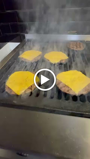 Photo 2 - Burger Qui Fume