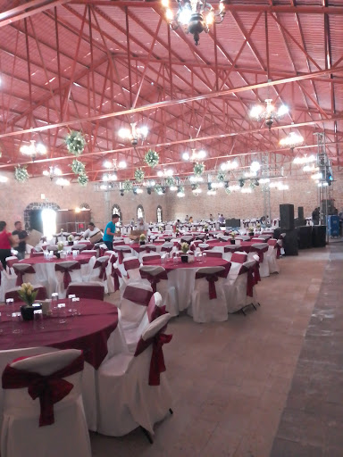 Salon Los Caporales - Thumbnail