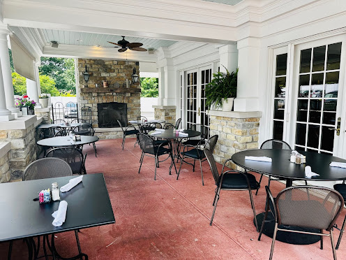 Photo of Greyhound Tavern