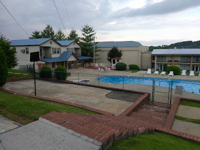 Photos of Alpine Lodge & Suites