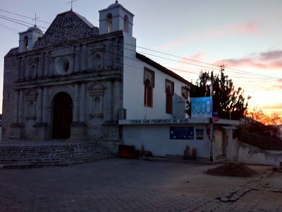 Photos of Iglesia Cat&oacute;lica San Andr&eacute;s Sajcabaj&aacute;