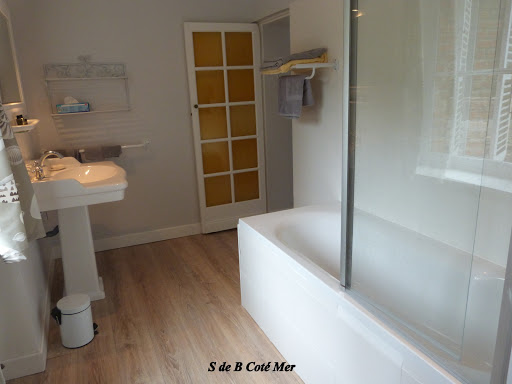 Photo de CHATEAU DOMAINE DE LA MOTTE Chambres d'hôtes et Gîte Baie de Somme à Saint-Quentin-la-Motte-Croix-au-Bailly (80880)