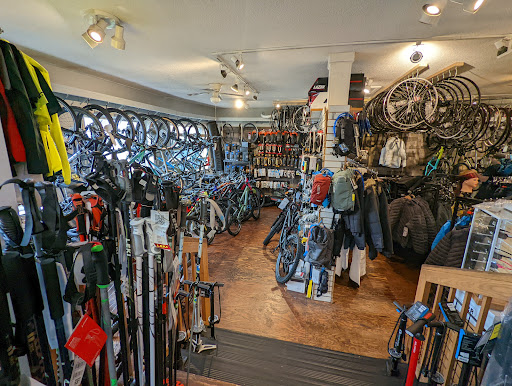 Competitive Edge Ski & Bike - Thumbnail