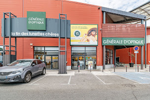 Photo n°3 de Opticien LA CIOTAT Générale d'Optique à La Ciotat (Magasin de lunettes de soleil)