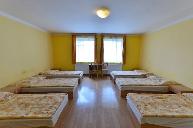 Hostel Altis