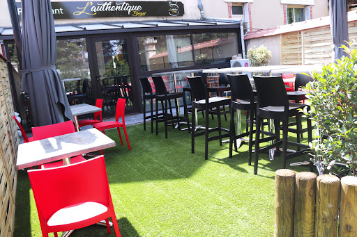 Photo 6 - Alice's shake n Burger