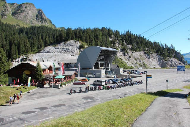 Col-du-Pillon, Glacier 3000
