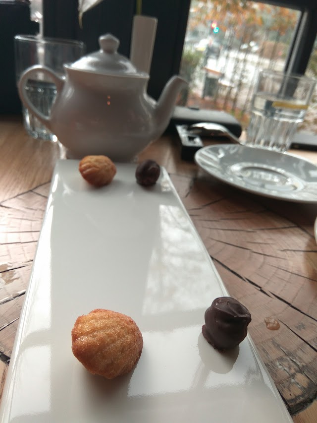 Restauracja Chłodna 15