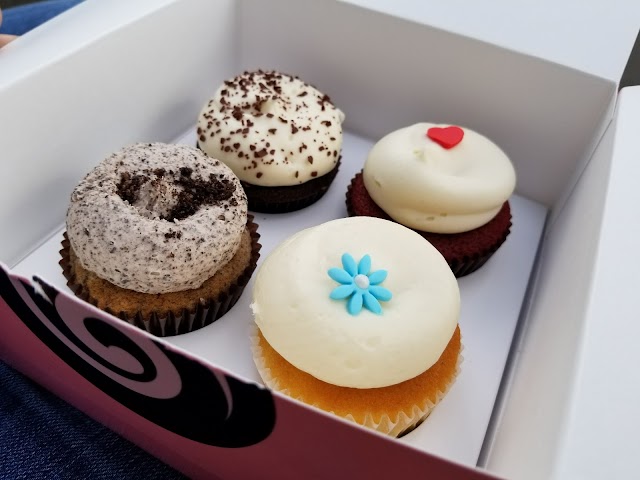 Georgetown Cupcake