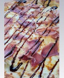 Photo n°9 de Pizza mia à La Trinité (Pizzeria)