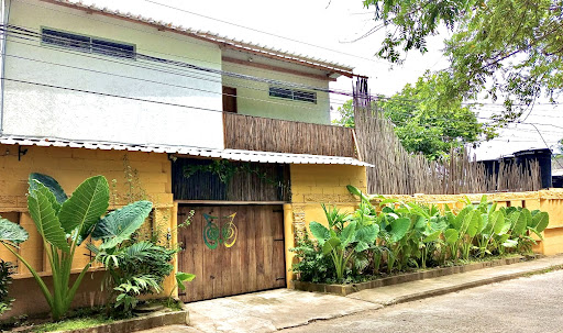 Necoliving Suites