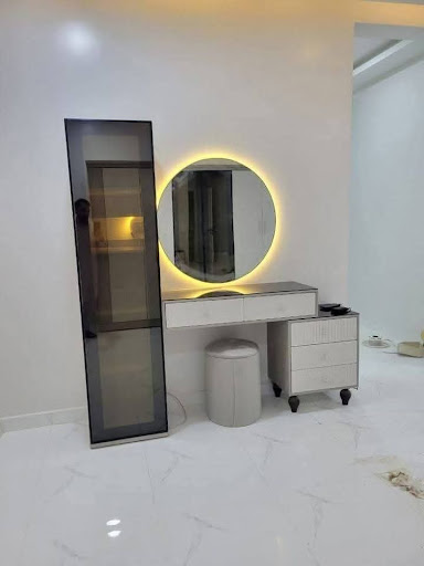 Gallery image 9