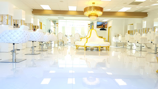 Golden Beauty & Brow Threading Eyelash Extension