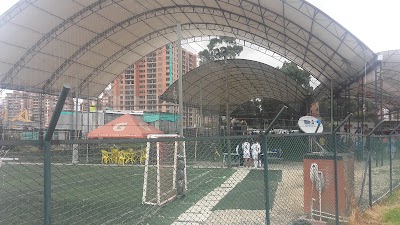 Photos of 5 Site F&uacute;tbol Colina