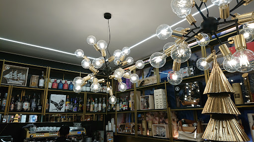 Pavarotti Bar - Visual