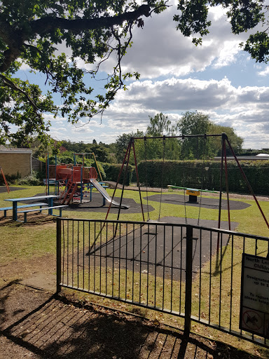 North leigh parish council childrens play area - Thumbnail