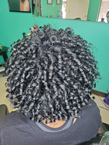 Silhouettes Styling Salon - Thumbnail