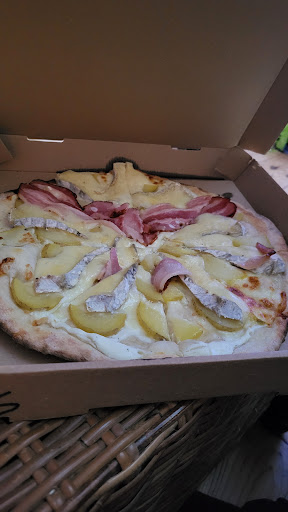 Photo 1 - pizzeria la pugliese