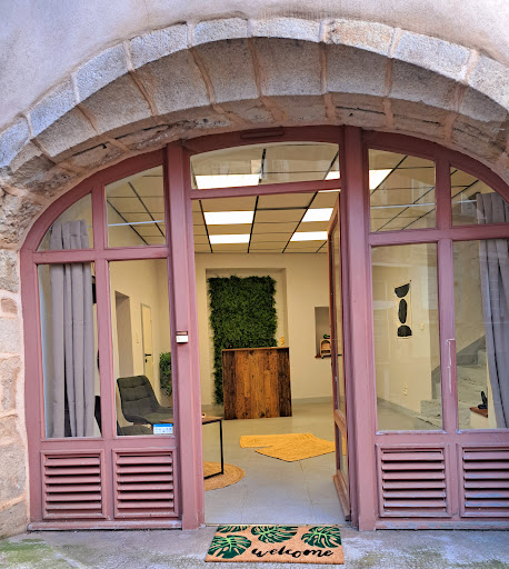 Photo de LES BOIS NOIRS SPA à Saint-Rémy-sur-Durolle (63550)