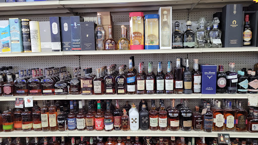 Dino's Liquor & Deli