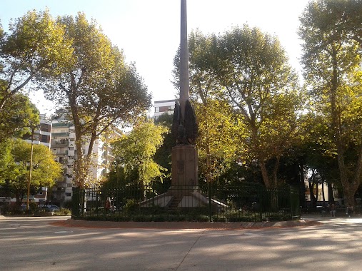 Monumento a la Bandera Plaza Almagro, Author: vicky sang