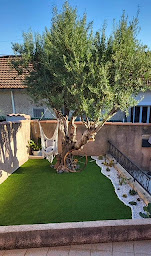 Photo n°25 de Saint Maclou à Saint-Mitre-les-Remparts (Fournisseur de revêtements de sol en bois et stratifiés)