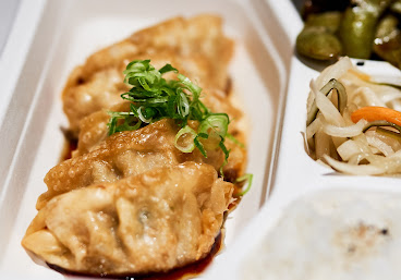 M2 Marché Montréal Loto-Québec by null