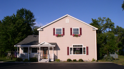 Best Little Hair House In Tawas