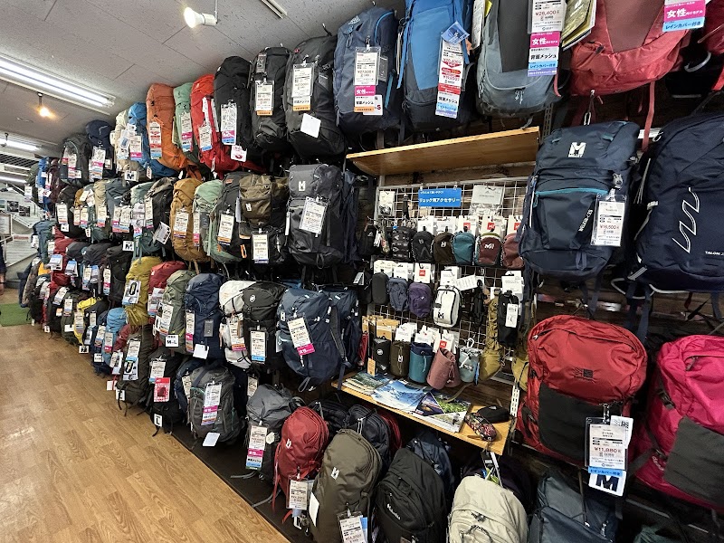 石井スポーツ 神田本館