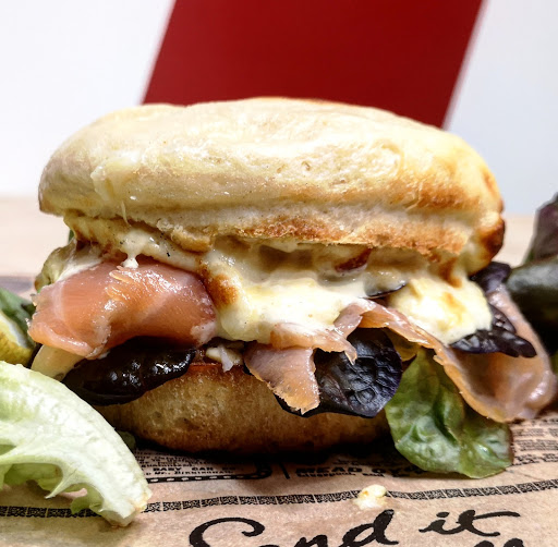 Photo 4 - COSMIQ Pizza - Burger